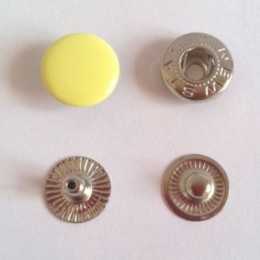 Кнопка металлическая 12,5 мм эмаль желтая №108 (720 штук)