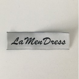 Этикетка жаккардовая вышитая La Men Dress 15мм заказная (1000 штук)