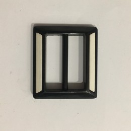 Пряжка пластиковая декоративная квадрат маленькая  черно-белая 3см (Штука)