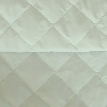 Ткань плащевка стеганная на синтепоне молочная (метр )